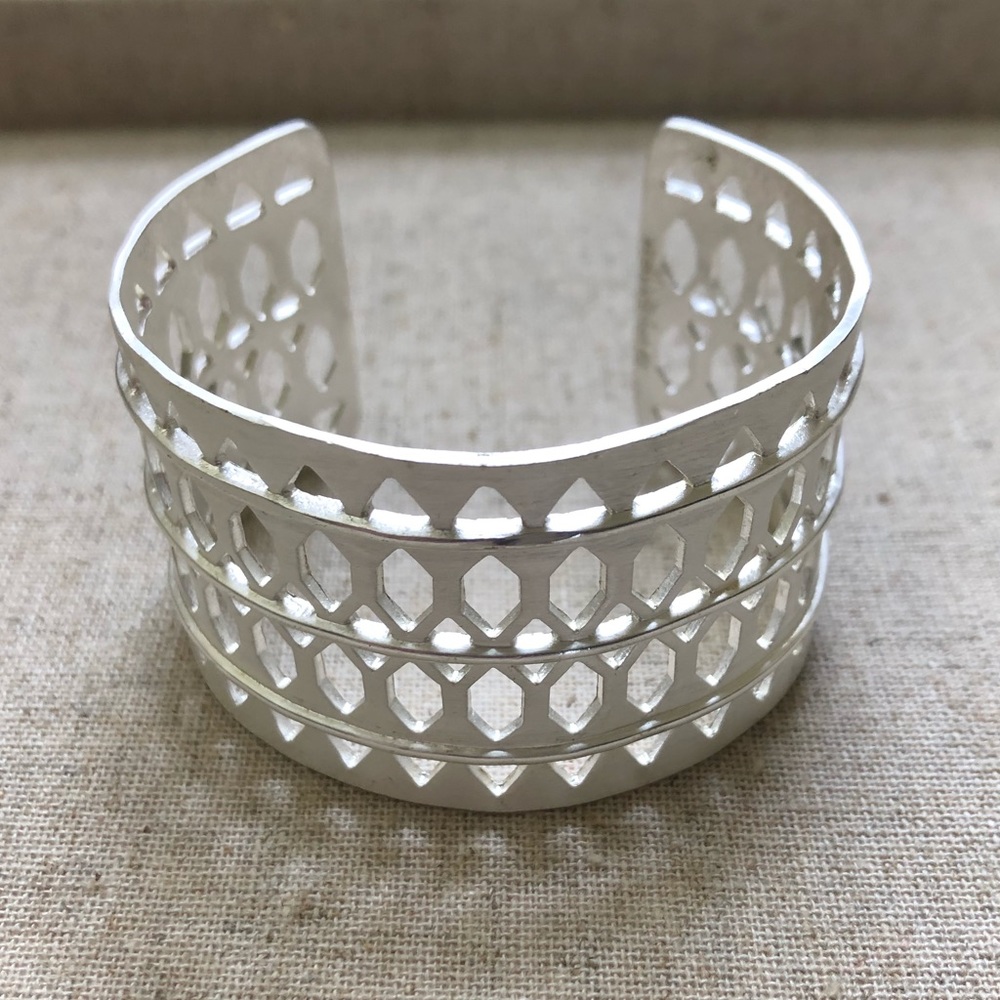 Stella & Dot Plait Cuff